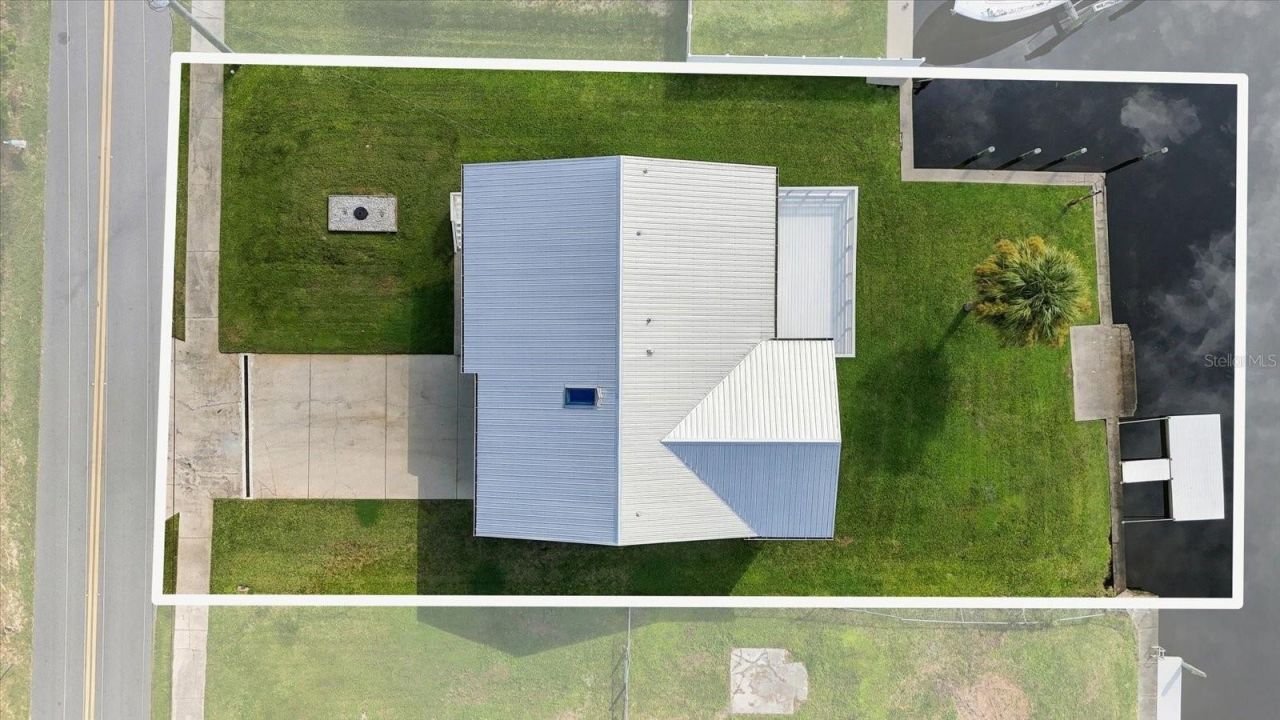 2060 NW 19th Street, Crystal River, FL 34428 Photo