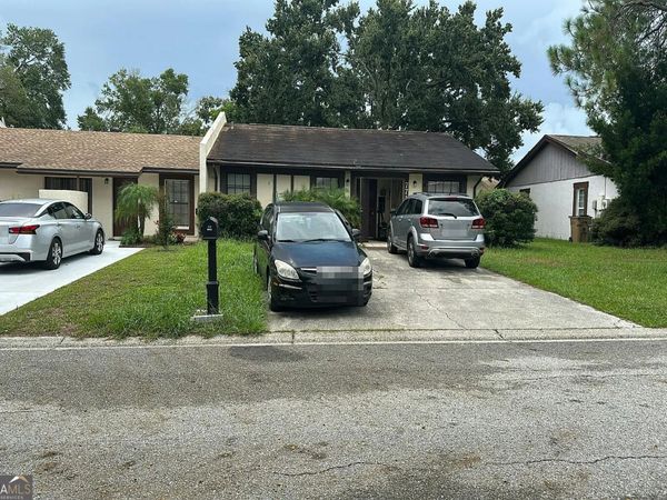 7711 Glades Court, Temple Terrace, FL 33637