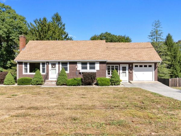 159 Linebrook Road, Ipswich, MA 01938