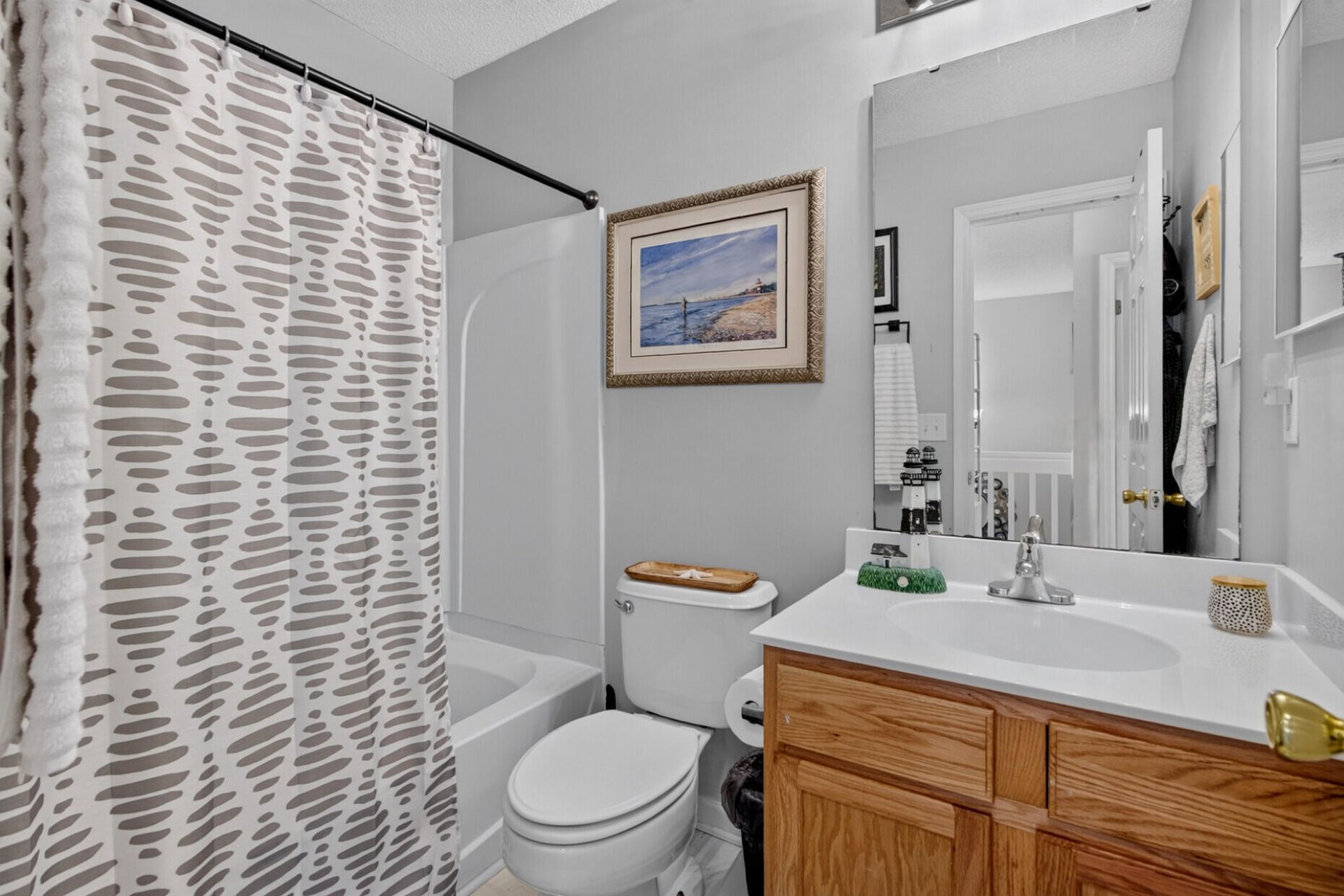 131 Hornby Circle Photo 28