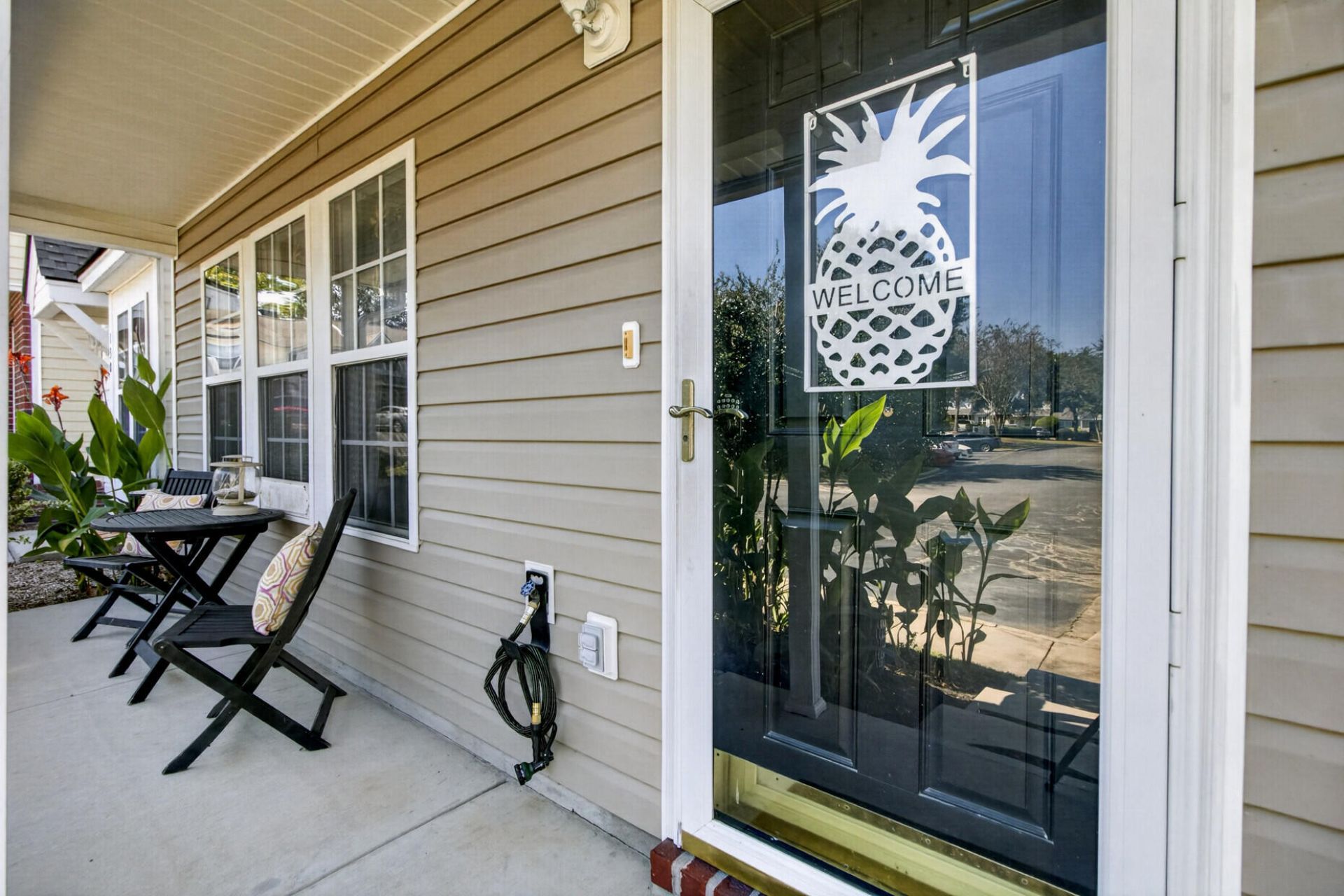 131 Hornby Circle Photo 5