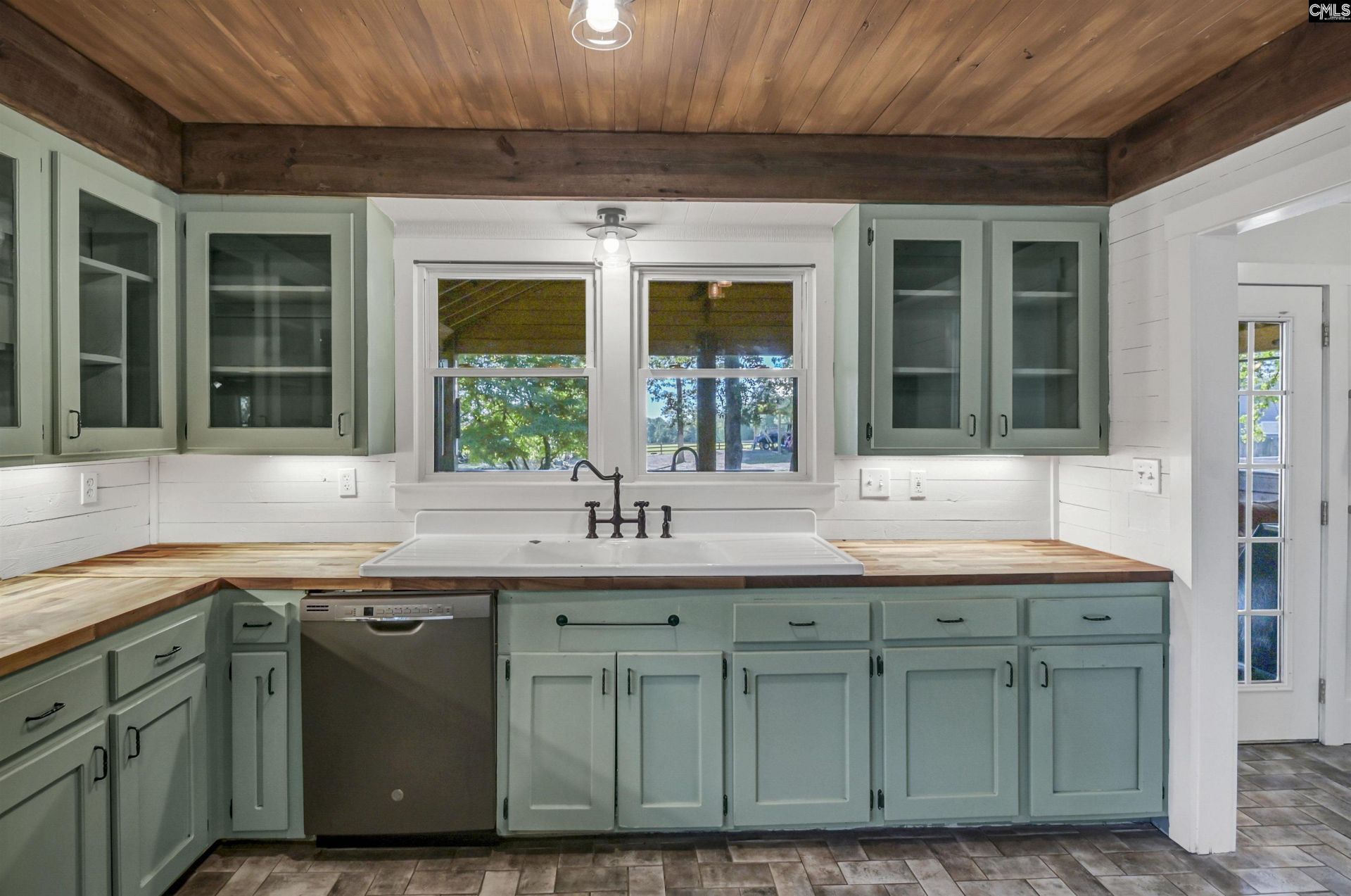 1055 Belo Road Photo 12