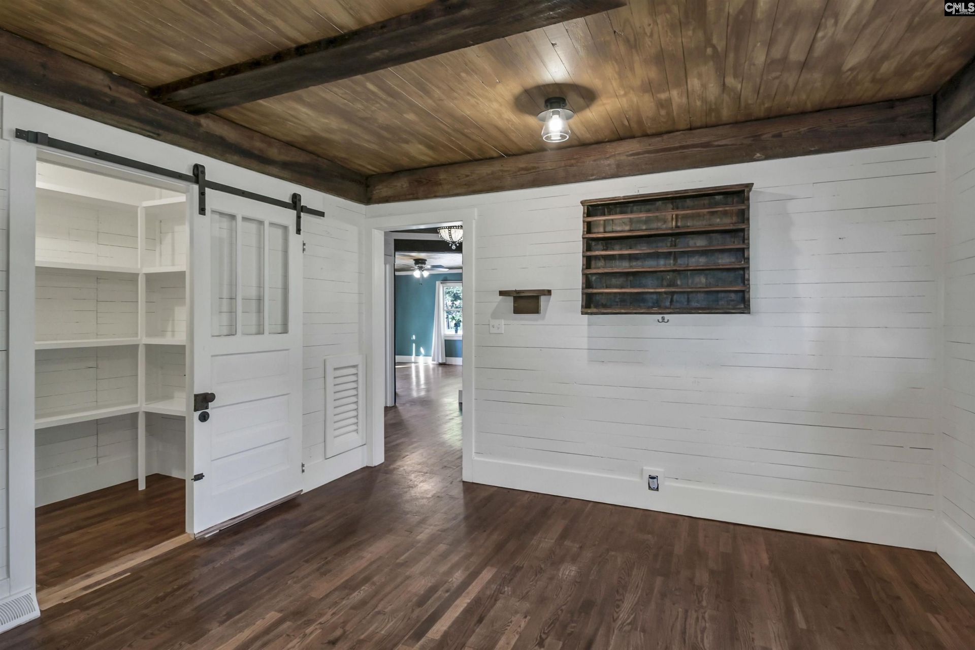 1055 Belo Road Photo 16