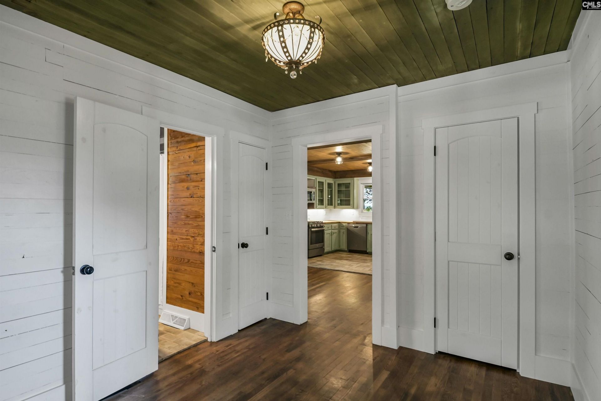 1055 Belo Road Photo 17