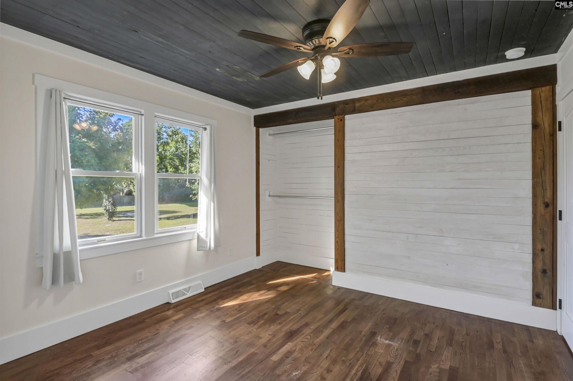 1055 Belo Road Photo 18