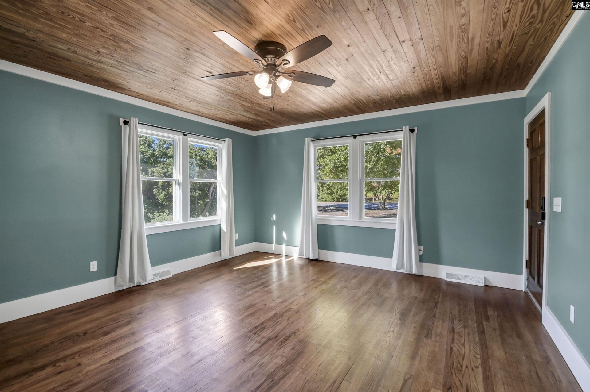 1055 Belo Road Photo 6