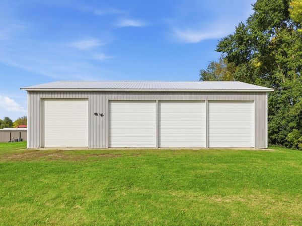 520 & 522 Highway 7 E, Hutchinson, MN 55350