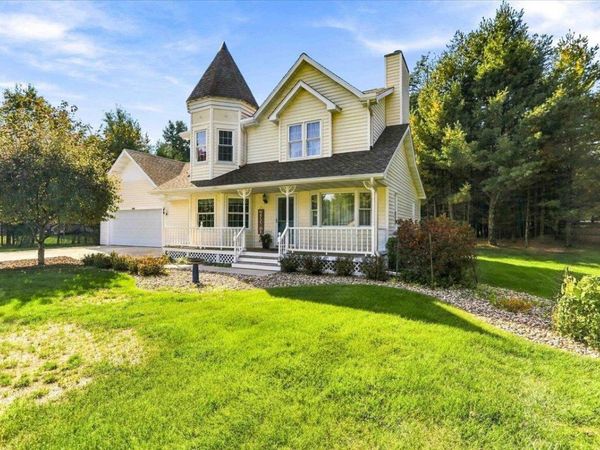 6020 W VALLEY COURT, Wisconsin Rapids, WI 54494