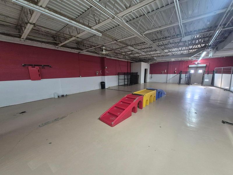 Columbus, OH 43215 Photo 10
