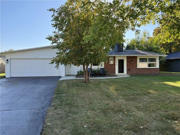 1579 Lakeview Road , Lake View, NY 14085