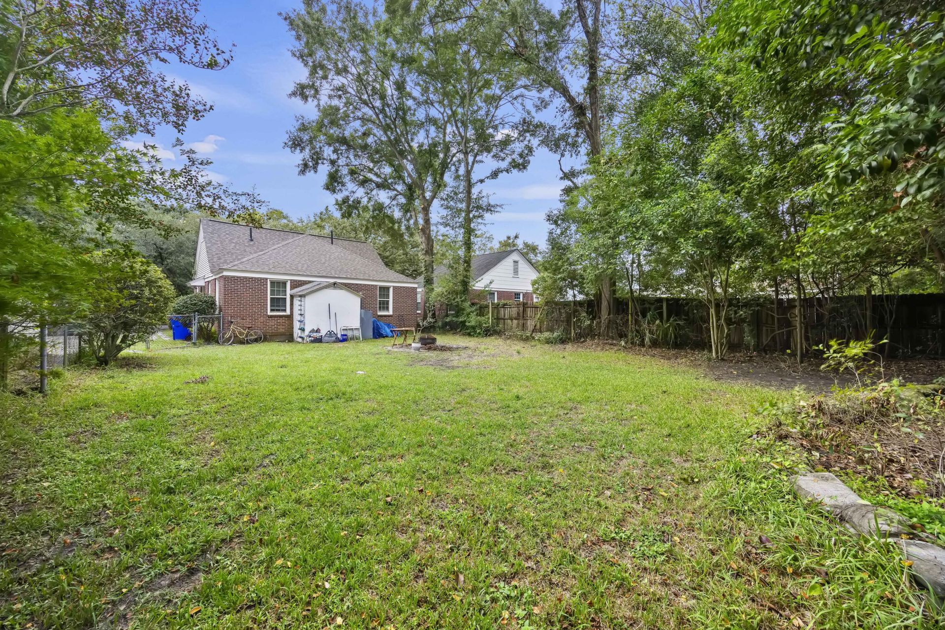 54 Yeadon Avenue Photo 16