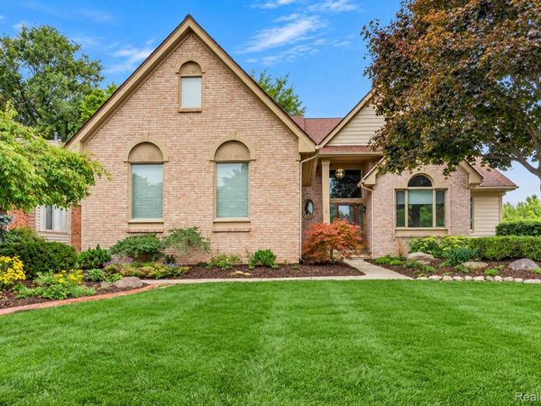 45536 Glengarry Boulevard, Canton Township, Mi 48188