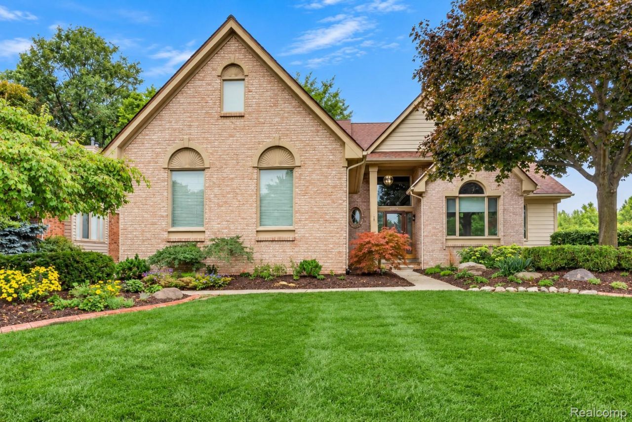 45536 Glengarry Boulevard, Canton Township, Mi 48188 Main Photo