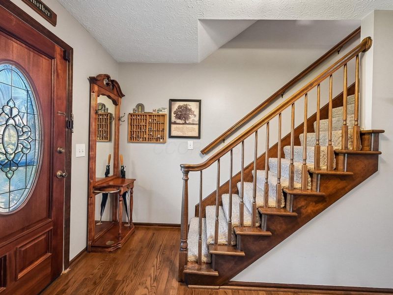 2832 Shady Ridge Drive, Columbus, OH 43231 Photo 13