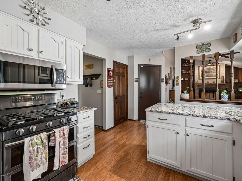 2832 Shady Ridge Drive, Columbus, OH 43231 Photo 23