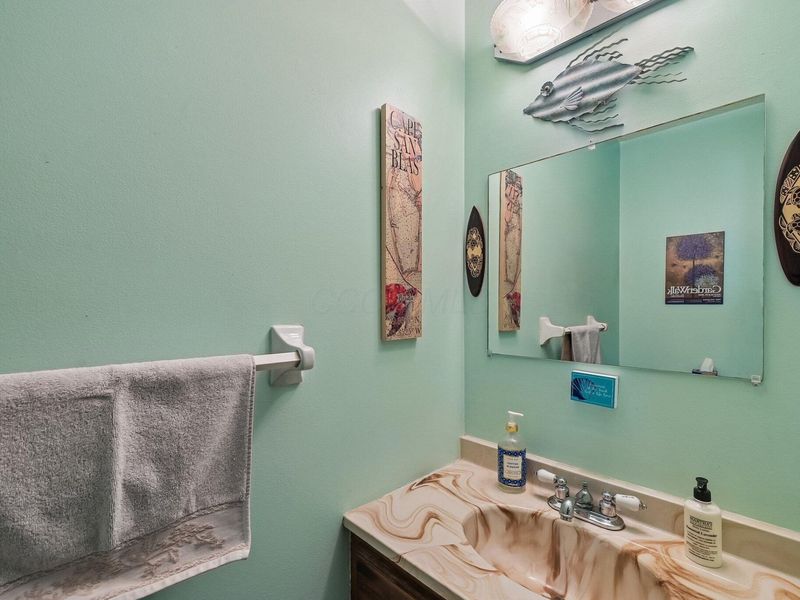2832 Shady Ridge Drive, Columbus, OH 43231 Photo 37
