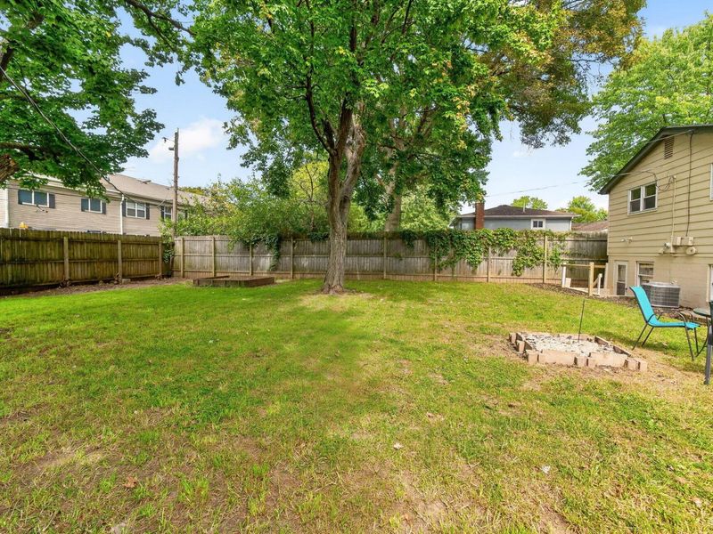 2755 Cryodon Boulevard W, Columbus, OH 43232 Photo 36