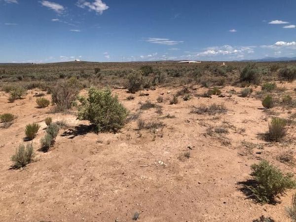 Pembrooke Avenue NE, Rio Rancho, NM 87144