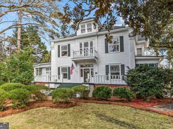 301 N East Street, Greensboro, GA 30642