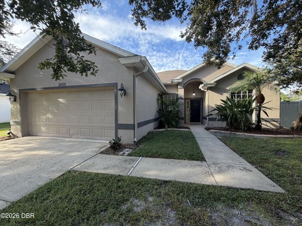 5438 Frederick Lake Drive, Port Orange, FL 32128