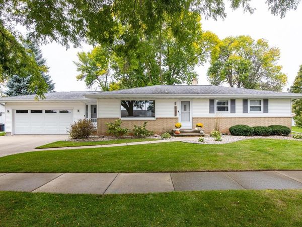 2515 S GREENVIEW STREET, Appleton, WI 54915