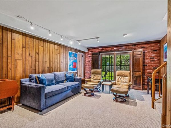 45 Driftwood Drive , Port Washington, NY 11050