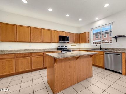 8957 Sorcha Street, Reno, NV 89506 Photo