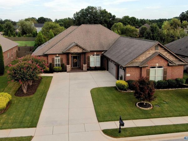 116 Walnut Cove Boulevard SW, Huntsville, AL 35824