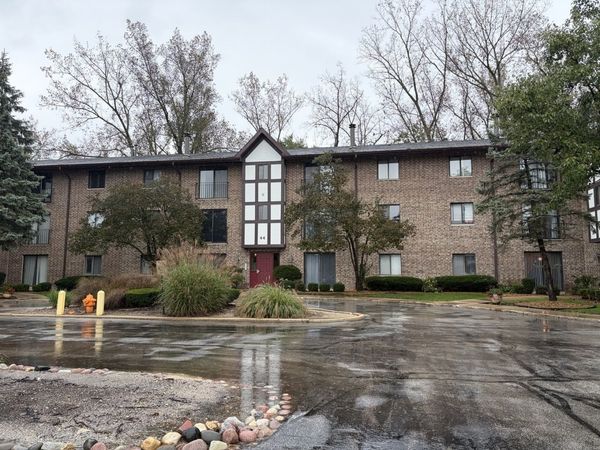 44 Harbor Court , Unit 304, Naperville, IL 60565