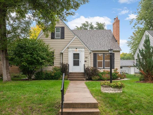 4150 Abbott Avenue N, Robbinsdale, MN 55422