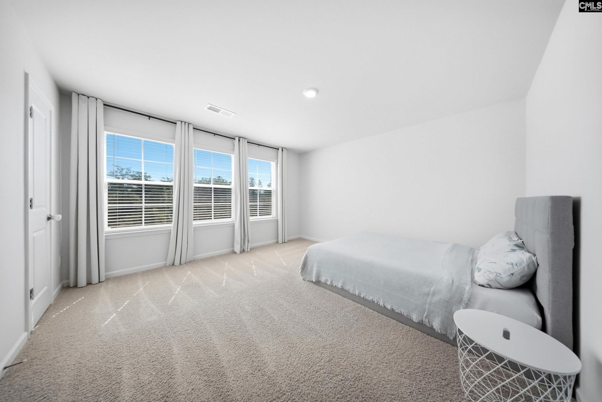 136 Carrington Drive  Photo 19