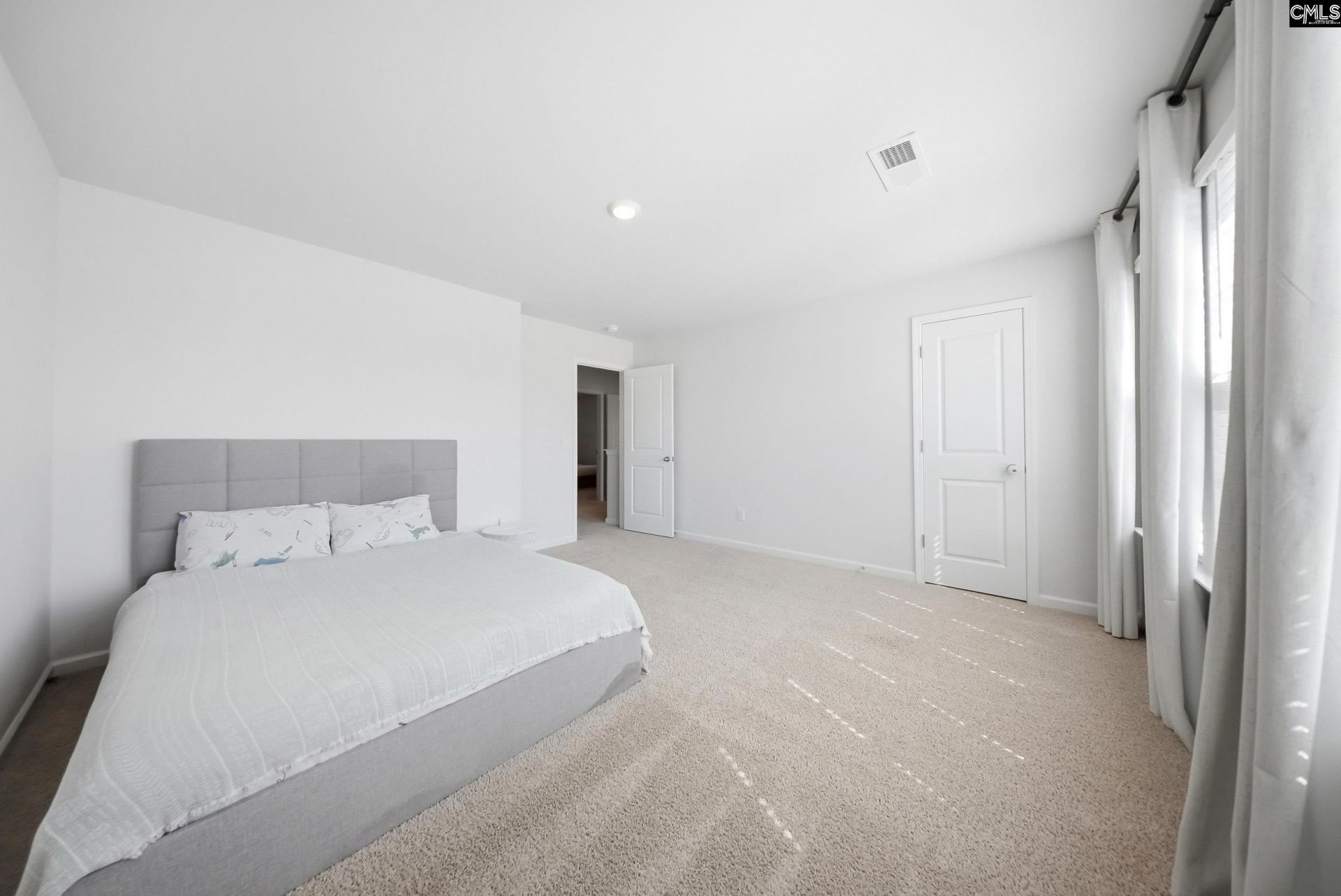 136 Carrington Drive  Photo 20