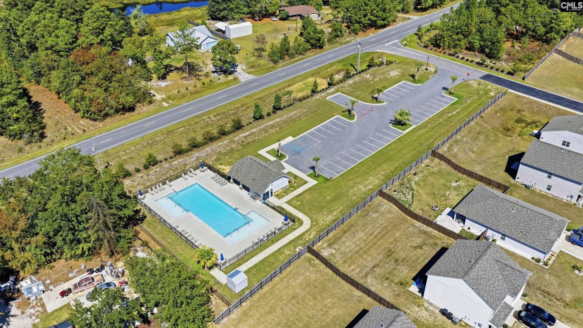 136 Carrington Drive  Photo 42