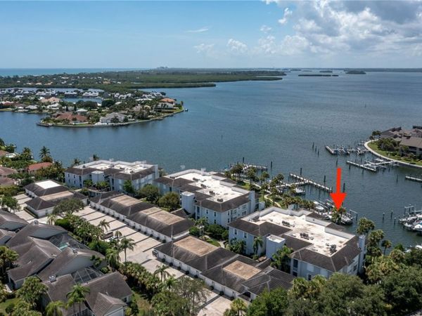 1901 Bay Road , Unit 103, Vero Beach, FL 32963