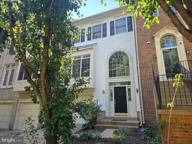6638 FROST LAKE LANE, ALEXANDRIA, VA 22315