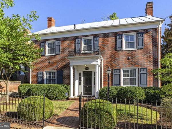 220 AMHERST STREET, WINCHESTER, VA 22601