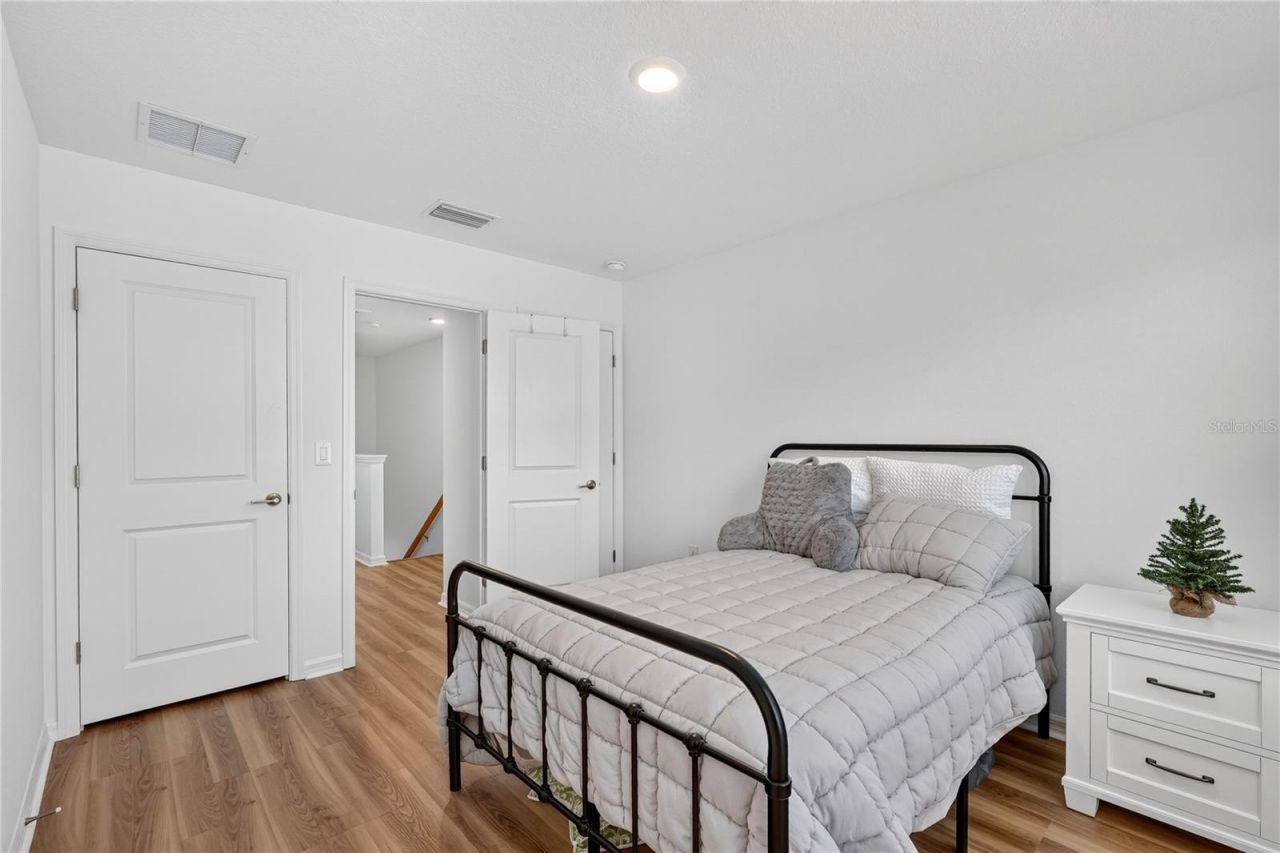 8688 Daybreak Street , Sarasota, FL 34241 Photo