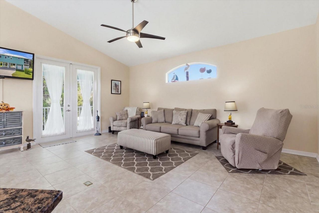 2120 NW 15th Street , Crystal River, FL 34428 Photo