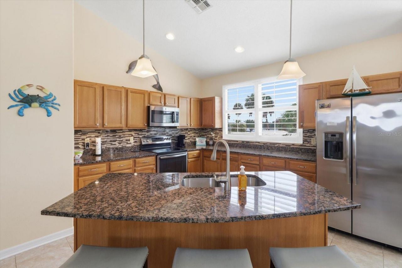 2120 NW 15th Street , Crystal River, FL 34428 Photo