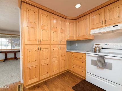 1393 Jobs Peak Drive, Gardnerville, NV 89460 Photo