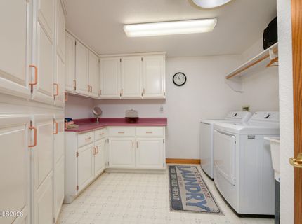 1393 Jobs Peak Drive, Gardnerville, NV 89460 Photo