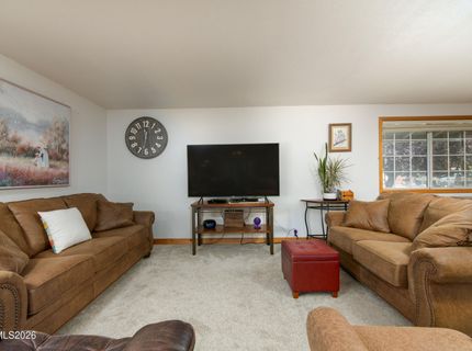 1393 Jobs Peak Drive, Gardnerville, NV 89460 Photo