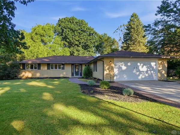7685 Duffield Circle, Centerville, OH 45459