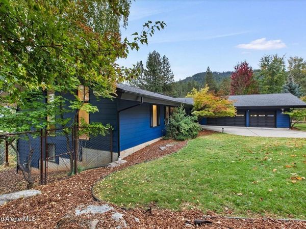 2305 E Packsaddle Dr , Coeur d'Alene, ID 83815