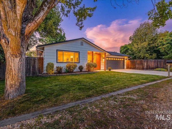 4614 W Alamosa St, Boise, ID 83703