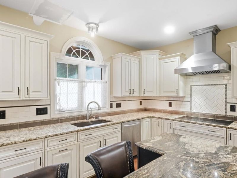 7649 Hunters Trail, West Chester, OH 45069 Photo 6