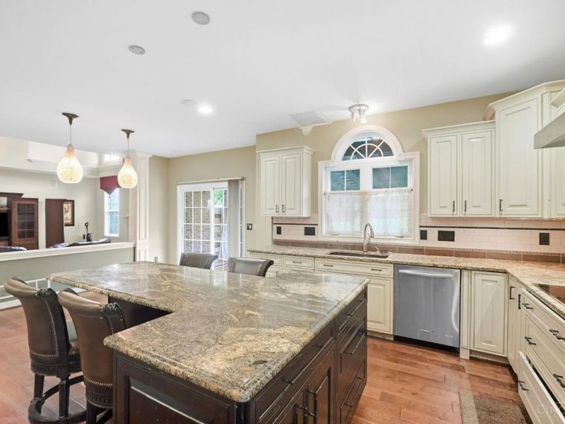 7649 Hunters Trail, West Chester, OH 45069 Photo 8