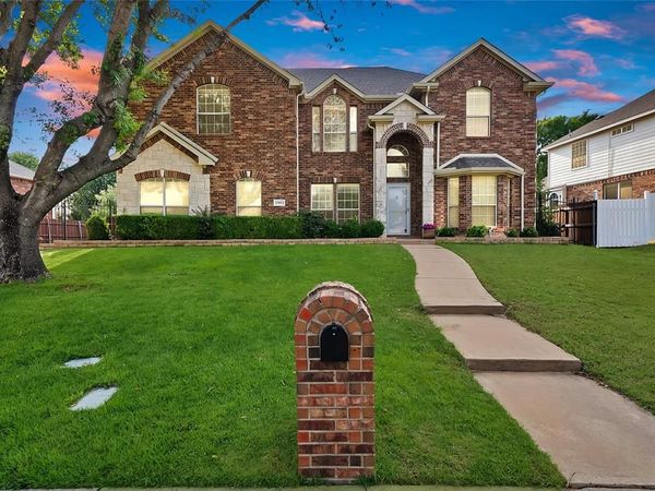 2903 Rocky Creek Drive, Mansfield, TX 76063