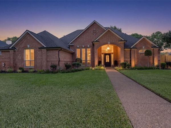 5601 Sycamore Drive , Colleyville, TX 76034