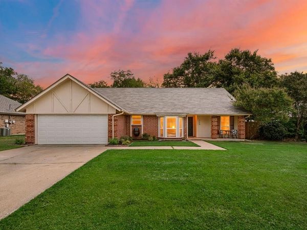 328 Cindy Street S, Keller, TX 76248